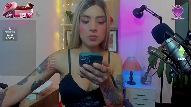 Yeriawaddell  online show from January 21, 2025, 2:00 am