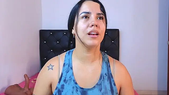 tatiana big ass boobs online show from January 12, 2026, 5:18 pm