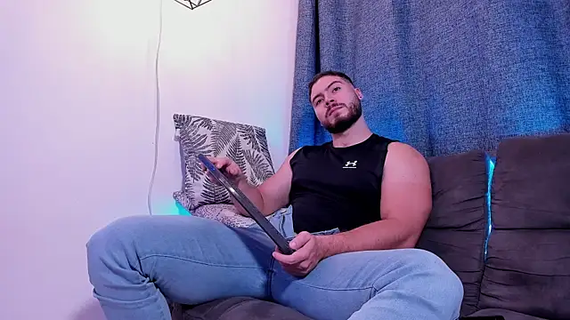 SebastianVilla  online show from February 11, 2025, 11:22 pm