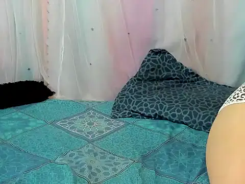 aliissa more online show from February 4, 2026, 6:58 pm