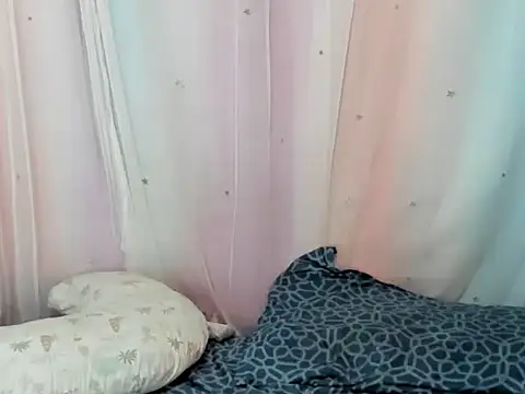 aliissa more online show from April 18, 2026, 8:53 pm