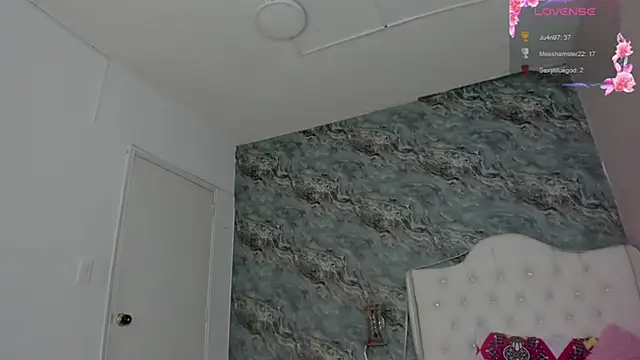 CAMILLEN PETTID online show from March 8, 2025, 10:56 pm