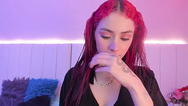 CAMILLEN PETTID online show from November 13, 2025, 10:30 pm