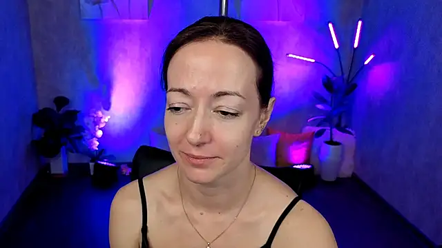 kimberlyray777 online show from February 18, 2025, 4:59 pm