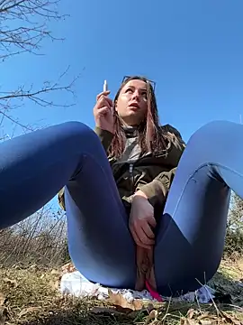 dreams4u online show from March 8, 2025, 9:39 am