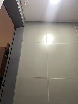 Emilia Bakerr online show from February 17, 2025, 6:04 pm