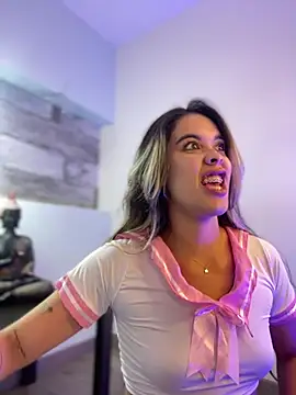 Emilia Bakerr online show from February 17, 2025, 9:08 pm