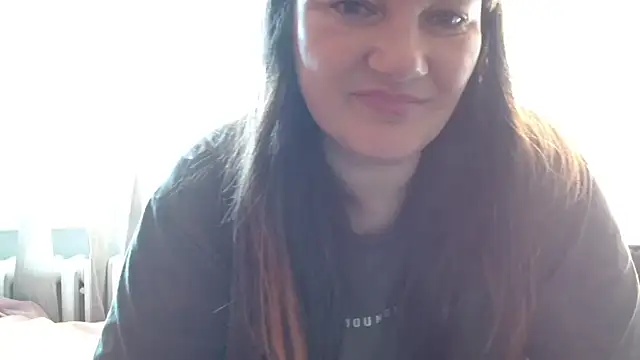 Snapshot of Lucinka1 chatting on May 19, 2026, 7:15 am Lucinka1 online show from May 19, 2026, 7:15 am