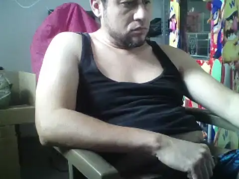 Snapshot of simpatico1000 chatting on February 7, 2025, 9:48 pm simpatico1000 online show from February 7, 2025, 9:48 pm