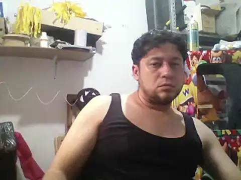 Snapshot of simpatico1000 chatting on February 16, 2025, 11:37 pm simpatico1000 online show from February 16, 2025, 11:37 pm