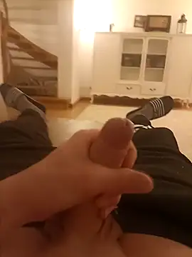 victortt online show from December 18, 2025, 7:20 pm