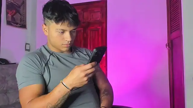 Dominic Biker   online show from April 17, 2026, 3:53 am