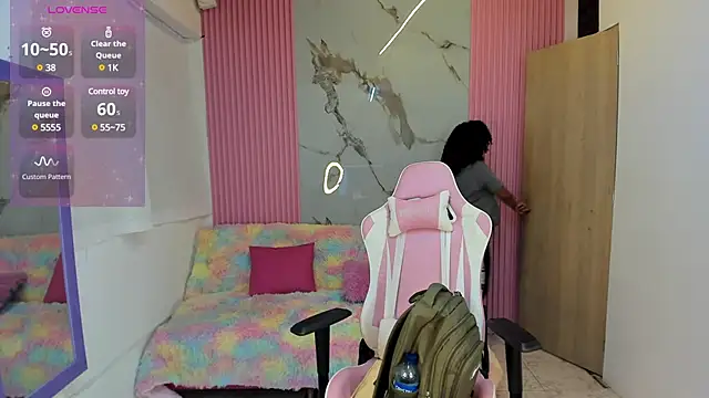 lia 16 online show from January 31, 2025, 4:03 am