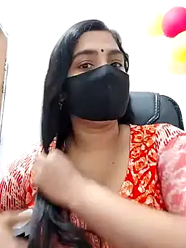 Ritusri Dotta online show from February 2, 2025, 7:25 pm