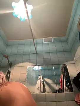 LikaCat online show from February 25, 2025, 2:03 am