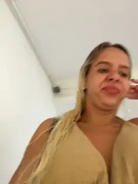 LikaCat online show from April 20, 2026, 2:14 am