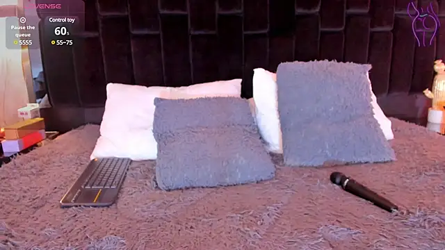 NikkySmiith online show from January 30, 2025, 10:41 pm