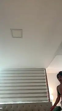 Alison Diaz17 online show from April 11, 2026, 10:03 pm