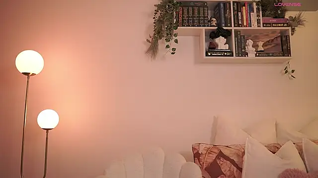 EmilyxRose - online show from January 5, 2025, 7:17 pm