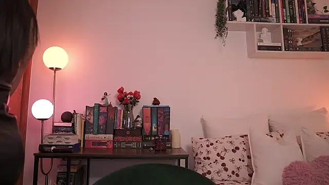 EmilyxRose - online show from September 30, 2025, 5:51 pm