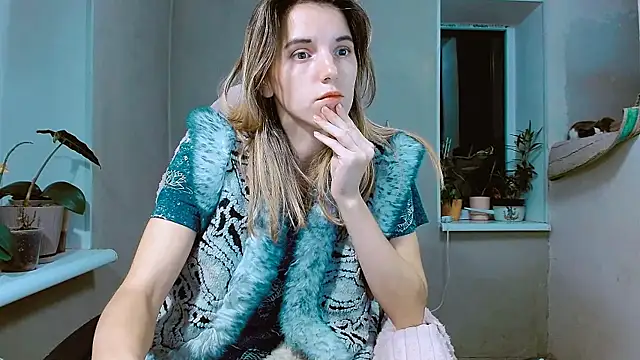 RosaJil online show from October 19, 2025, 3:56 pm