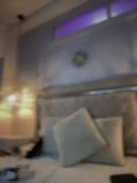 MarianaBenz online show from February 12, 2025, 8:29 pm