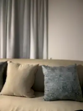 MarianaBenz online show from October 25, 2025, 11:32 pm