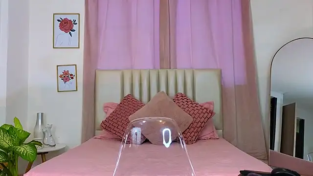 KristennBlue online show from January 24, 2025, 10:41 pm