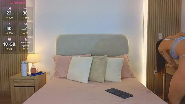 KristennBlue online show from June 6, 2026, 5:17 pm