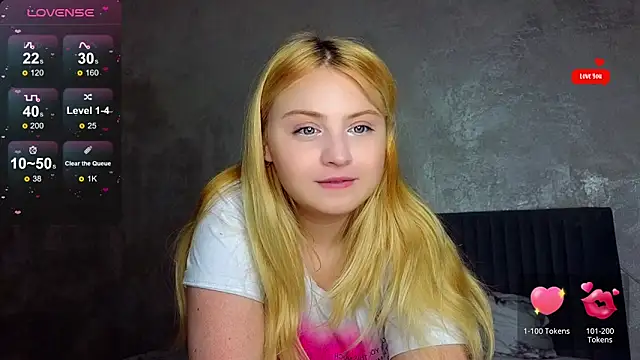 shy blondiee online show from March 16, 2025, 11:47 pm