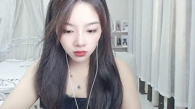 Snapshot of Jenny-Z chatting on June 25, 2026, 1:49 am Jenny-Z online show from June 25, 2026, 1:49 am