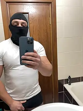 marianmin online show from February 23, 2025, 9:16 pm