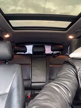 marianmin online show from November 17, 2025, 9:48 am