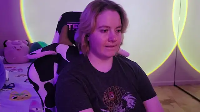 InternetFairy XO online show from January 29, 2025, 10:37 am