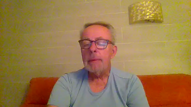 tuggy59 online show from February 20, 2026, 6:26 am