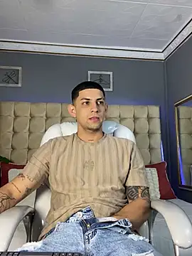 Alex cute77 online show from September 27, 2025, 11:37 am