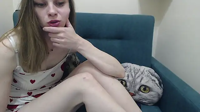 Snapshot of BustyBlondyShow chatting on June 3, 2026, 2:33 pm BustyBlondyShow online show from June 3, 2026, 2:33 pm