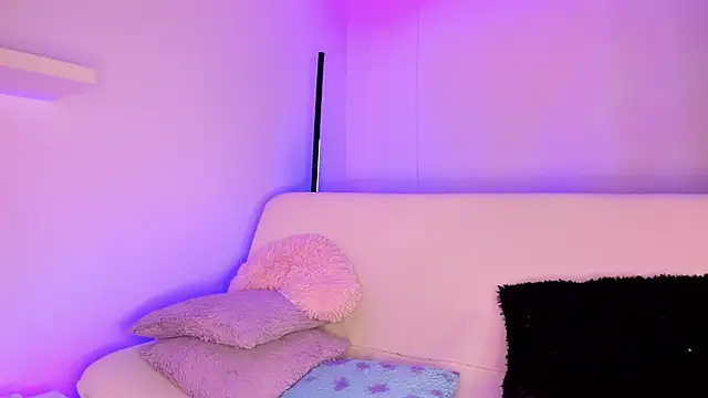 Snapshot of Gloomydoll chatting on February 10, 2025, 4:47 pm Gloomydoll online show from February 10, 2025, 4:47 pm