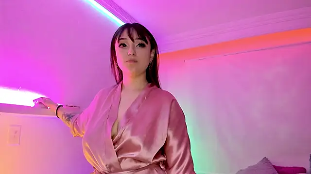 Snapshot of Gloomydoll chatting on November 22, 2025, 5:23 pm Gloomydoll online show from November 22, 2025, 5:23 pm