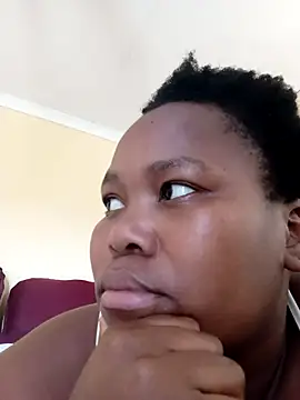 Real1SweetQueen online show from March 8, 2025, 11:37 am