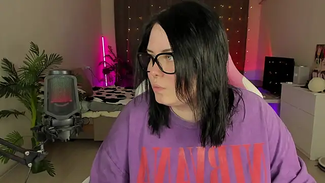 Akemi BBW online show from October 10, 2025, 5:12 pm