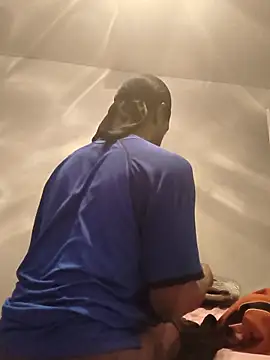 icyMike43 online show from February 11, 2026, 3:00 am