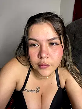 zoe adhara online show from October 31, 2025, 10:16 am