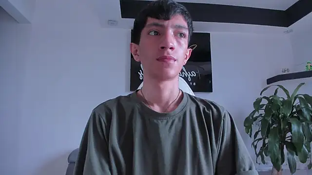 DereckCooperr online show from March 22, 2025, 9:42 pm