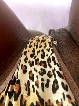 MariaLorenaah online show from November 26, 2025, 5:47 pm