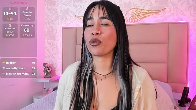 monserrat towers online show from September 18, 2025, 1:35 pm