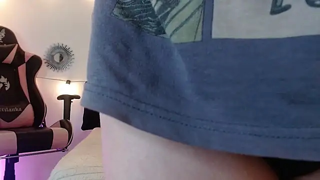 Katy Van online show from February 7, 2025, 8:33 am