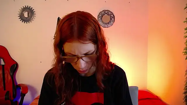 Katy Van online show from December 20, 2025, 8:49 pm