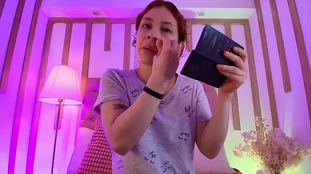 Katy Van online show from March 15, 2026, 1:28 pm