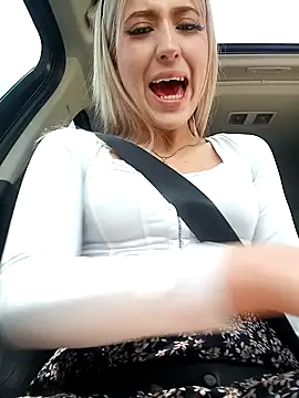 eva-2023 online show from January 14, 2025, 4:40 pm